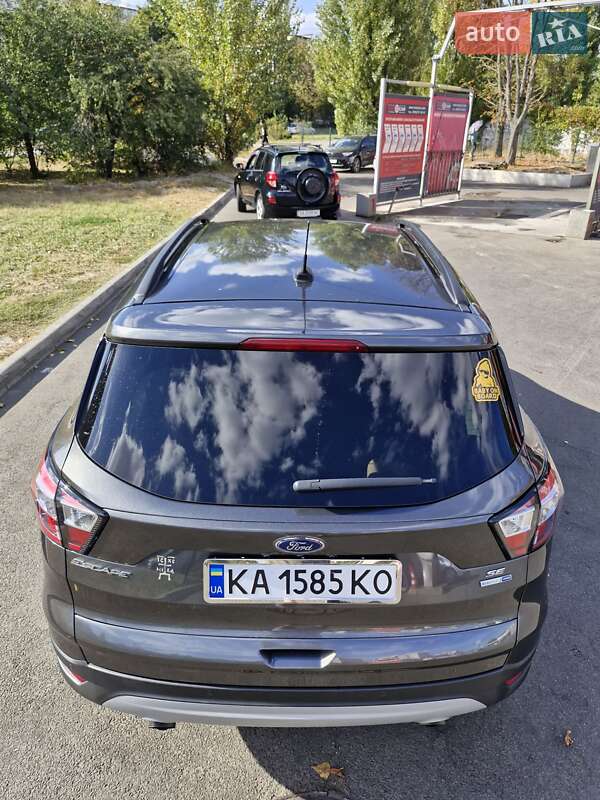 Внедорожник / Кроссовер Ford Escape 2017 в Киеве фото 13 Внедорожник / Кроссовер Ford Escape 2017 в Киеве
