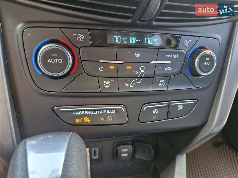 Внедорожник / Кроссовер Ford Escape 2017 в Киеве фото 45 Внедорожник / Кроссовер Ford Escape 2017 в Киеве