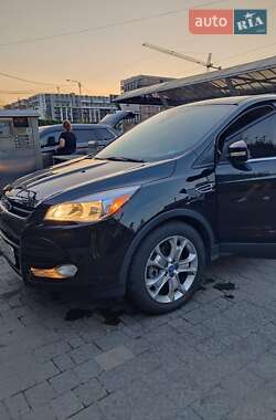 Внедорожник / Кроссовер Ford Escape 2013 в 