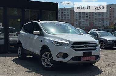 Внедорожник / Кроссовер Ford Escape 2019 в Львове