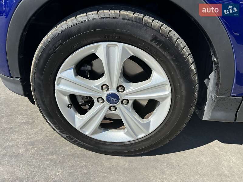 Внедорожник / Кроссовер Ford Escape 2015 в Львове фото 6 Внедорожник / Кроссовер Ford Escape 2015 в Львове