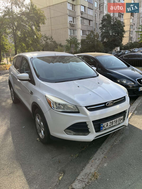 Внедорожник / Кроссовер Ford Escape 2012 в Киеве