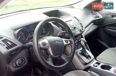 Внедорожник / Кроссовер Ford Escape 2013 в 
