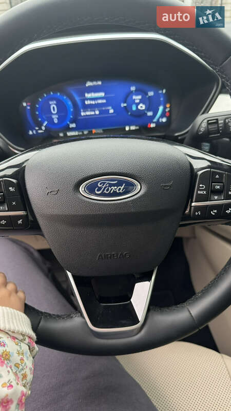 Позашляховик / Кросовер Ford Escape 2021 в Ірпені