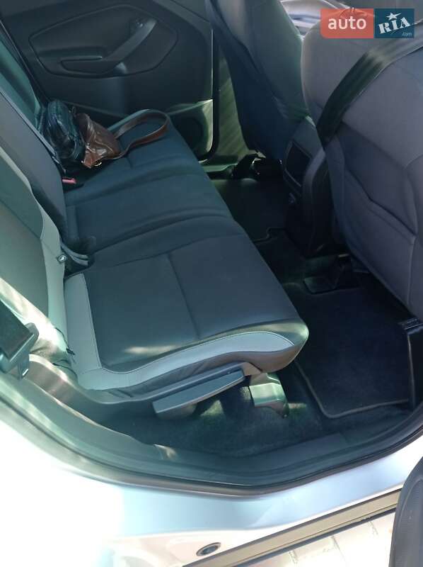 Внедорожник / Кроссовер Ford Escape 2014 в Бершади