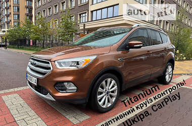 Внедорожник / Кроссовер Ford Escape 2016 в Киеве