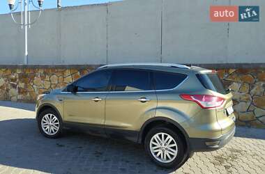 Внедорожник / Кроссовер Ford Escape 2013 в 