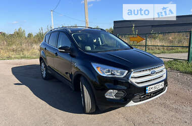 Позашляховик / Кросовер Ford Escape 2018 в Житомирі