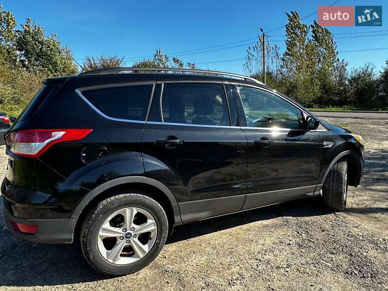 Внедорожник / Кроссовер Ford Escape 2012 в Пустомытах