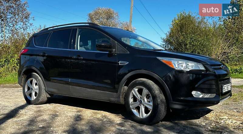 Внедорожник / Кроссовер Ford Escape 2012 в Пустомытах