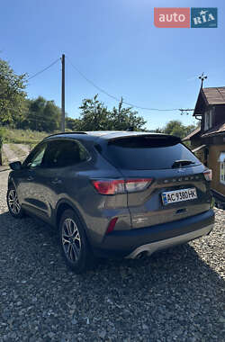 Позашляховик / Кросовер Ford Escape 2021 в Нововолинську