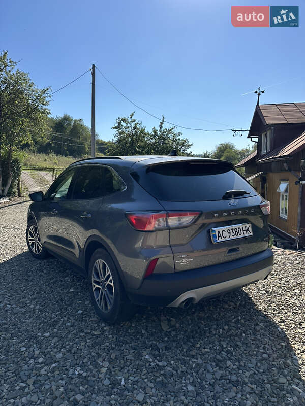 Позашляховик / Кросовер Ford Escape 2021 в Нововолинську