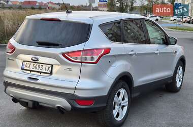 Внедорожник / Кроссовер Ford Escape 2014 в Виннице