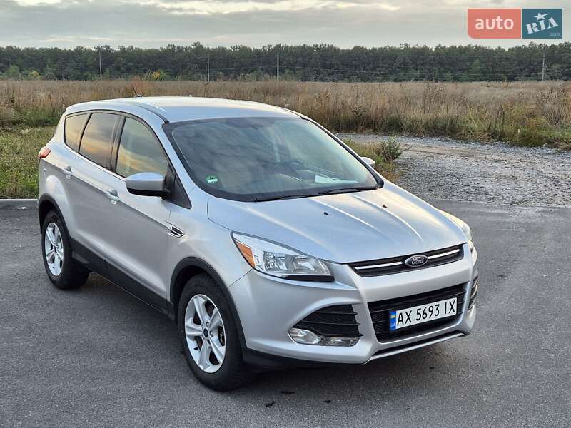 Внедорожник / Кроссовер Ford Escape 2014 в Виннице