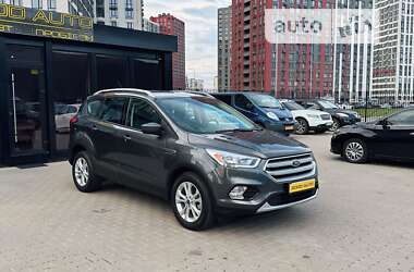 Внедорожник / Кроссовер Ford Escape 2019 в Киеве