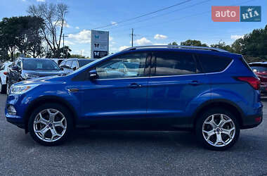 Внедорожник / Кроссовер Ford Escape 2019 в 