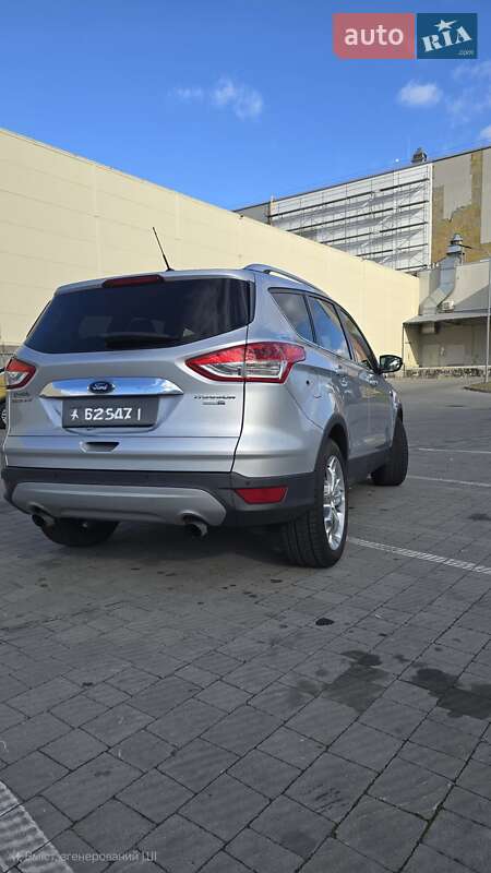 Внедорожник / Кроссовер Ford Escape 2015 в Львове