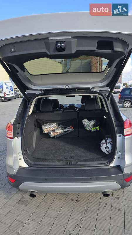 Внедорожник / Кроссовер Ford Escape 2015 в Львове