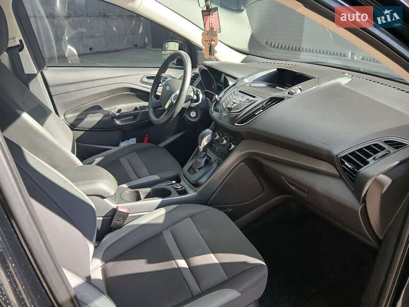 Внедорожник / Кроссовер Ford Escape 2016 в Тернополе