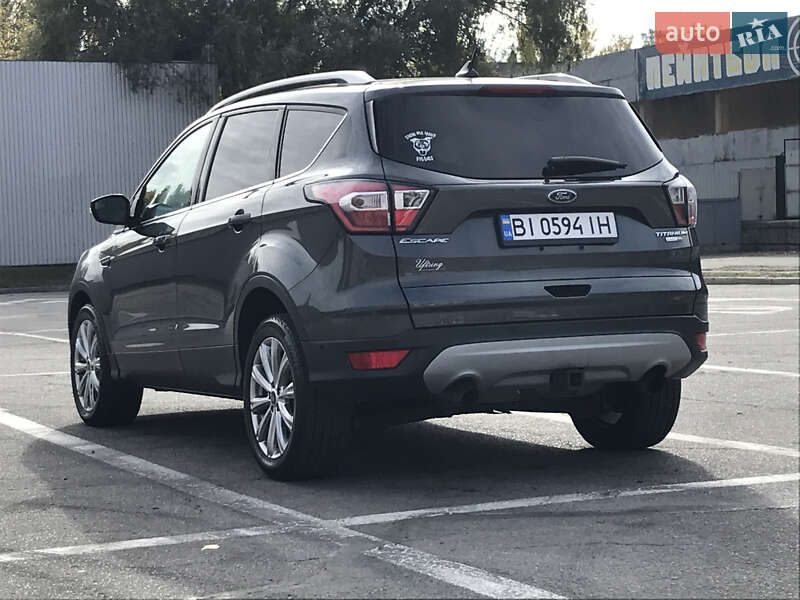Внедорожник / Кроссовер Ford Escape 2018 в Полтаве
