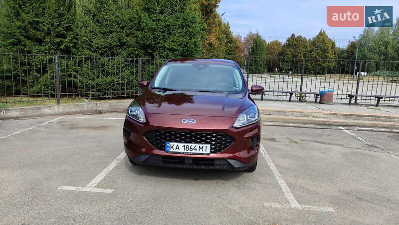 Внедорожник / Кроссовер Ford Escape 2021 в Киеве