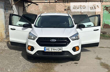 Внедорожник / Кроссовер Ford Escape 2016 в Кривом Роге