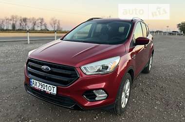 Позашляховик / Кросовер Ford Escape 2017 в Харкові