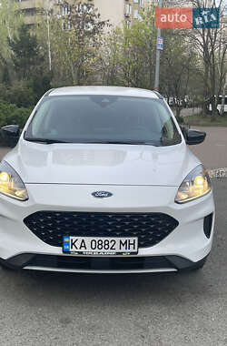 Внедорожник / Кроссовер Ford Escape 2020 в Киеве