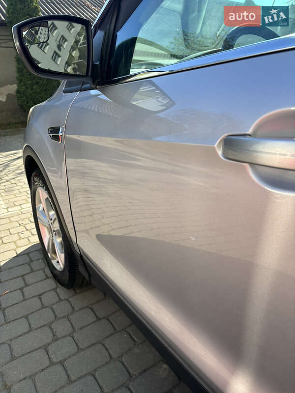 Внедорожник / Кроссовер Ford Escape 2016 в Ивано-Франковске