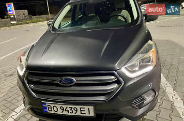 Позашляховик / Кросовер Ford Escape 2016 в Кременці