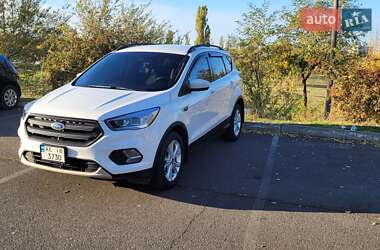 Позашляховик / Кросовер Ford Escape 2016 в Кривому Розі