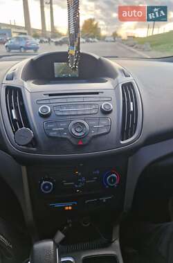 Позашляховик / Кросовер Ford Escape 2018 в Дніпрі