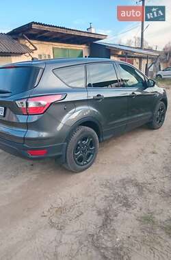 Позашляховик / Кросовер Ford Escape 2016 в Львові