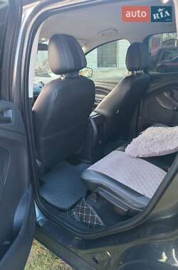 Позашляховик / Кросовер Ford Escape 2016 в Львові