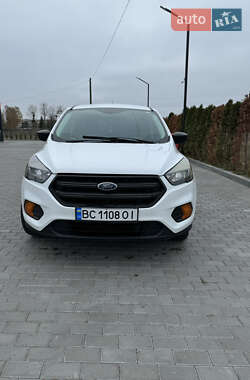 Позашляховик / Кросовер Ford Escape 2017 в Золочеві