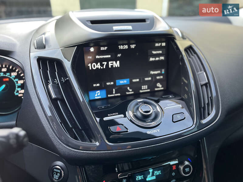Внедорожник / Кроссовер Ford Escape 2015 в Львове
