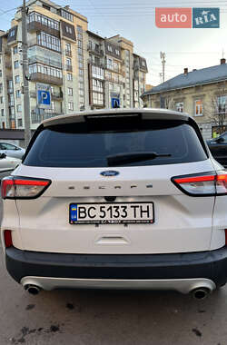 Внедорожник / Кроссовер Ford Escape 2021 в 
