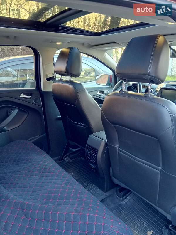 Внедорожник / Кроссовер Ford Escape 2013 в Стрые