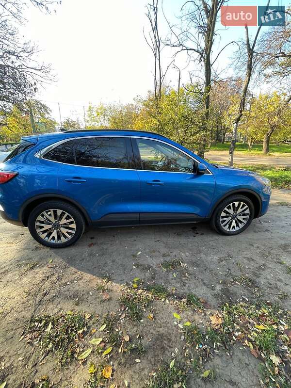 Позашляховик / Кросовер Ford Escape 2020 в Одесі