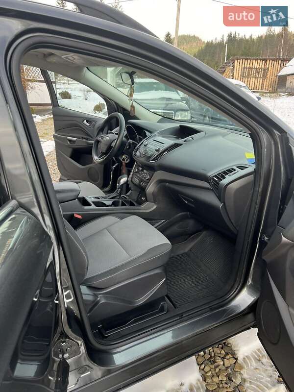 Внедорожник / Кроссовер Ford Escape 2018 в Буковеле