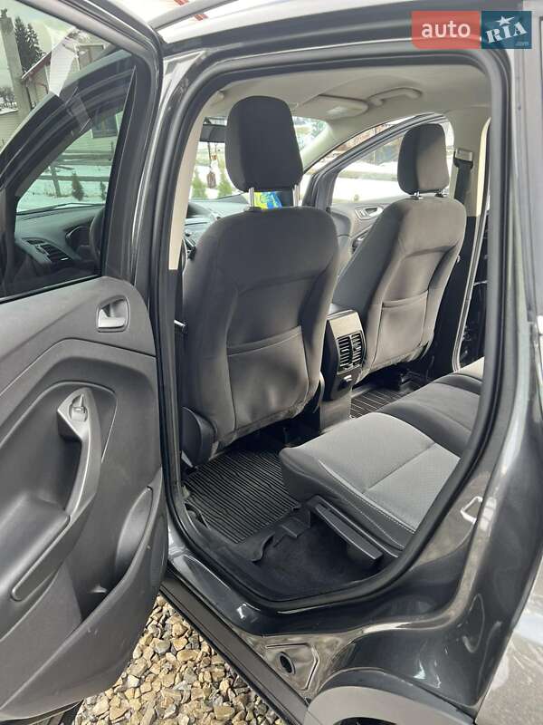 Внедорожник / Кроссовер Ford Escape 2018 в Буковеле