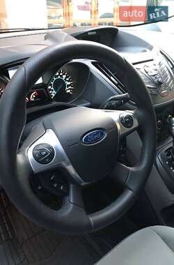 Внедорожник / Кроссовер Ford Escape 2014 в Ужгороде