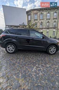 Внедорожник / Кроссовер Ford Escape 2018 в Львове