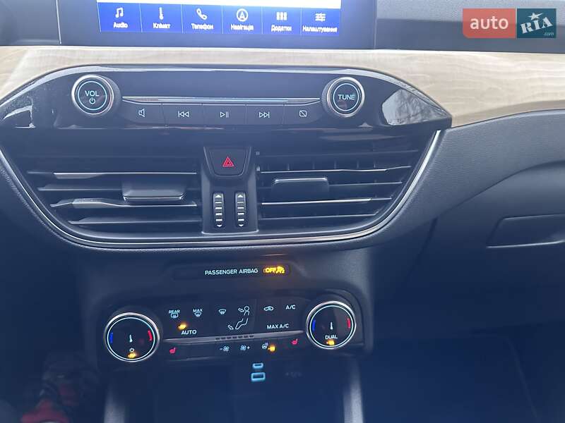 Внедорожник / Кроссовер Ford Escape 2022 в Ивано-Франковске