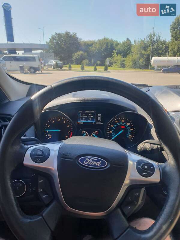 Внедорожник / Кроссовер Ford Escape 2013 в Староконстантинове