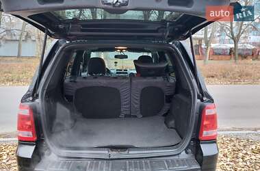 Позашляховик / Кросовер Ford Escape 2012 в 