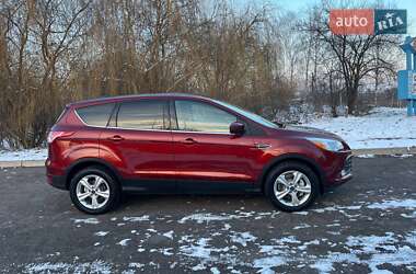 Внедорожник / Кроссовер Ford Escape 2016 в Дубно