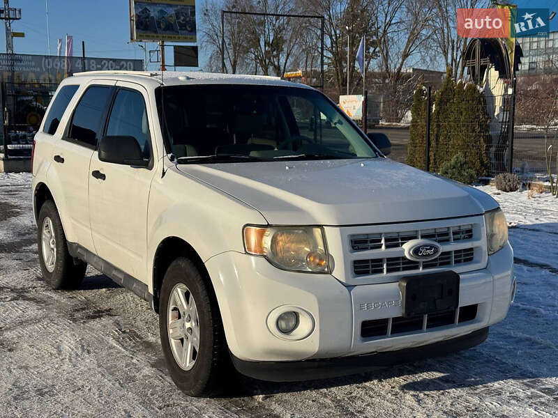 Позашляховик / Кросовер Ford Escape 2010 в Львові