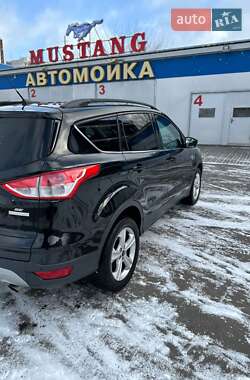 Внедорожник / Кроссовер Ford Escape 2016 в Харькове