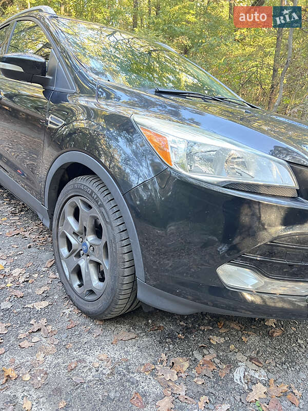 Позашляховик / Кросовер Ford Escape 2015 в Києві